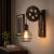 Kinkiet Loft Industrialny Pulley Wheel Lampa Ścienna z Kołem Pasowym i Koszykiem Retro