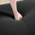 Sofa dwuosobowa Cordsamt z zakrzywionymi podłokietnikami